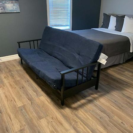 Stanley House Motel Clarenville Ngoại thất bức ảnh