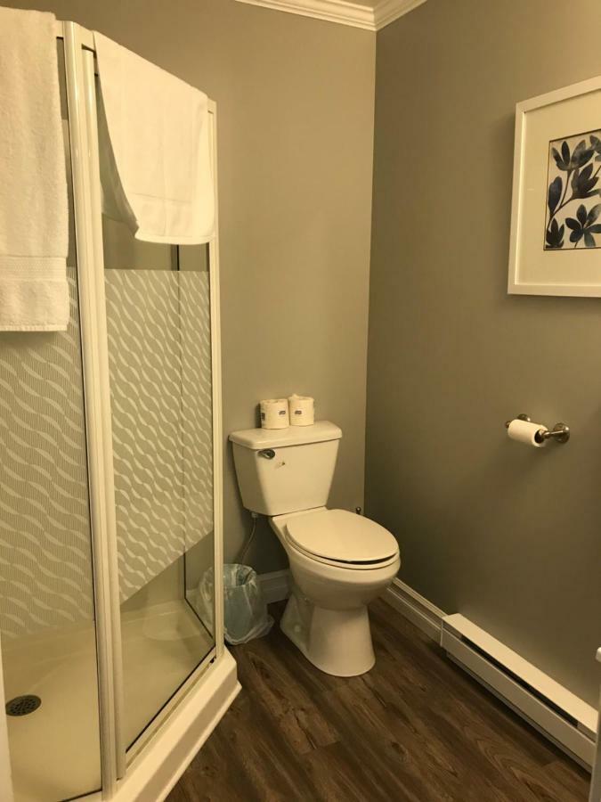 Stanley House Motel Clarenville Ngoại thất bức ảnh